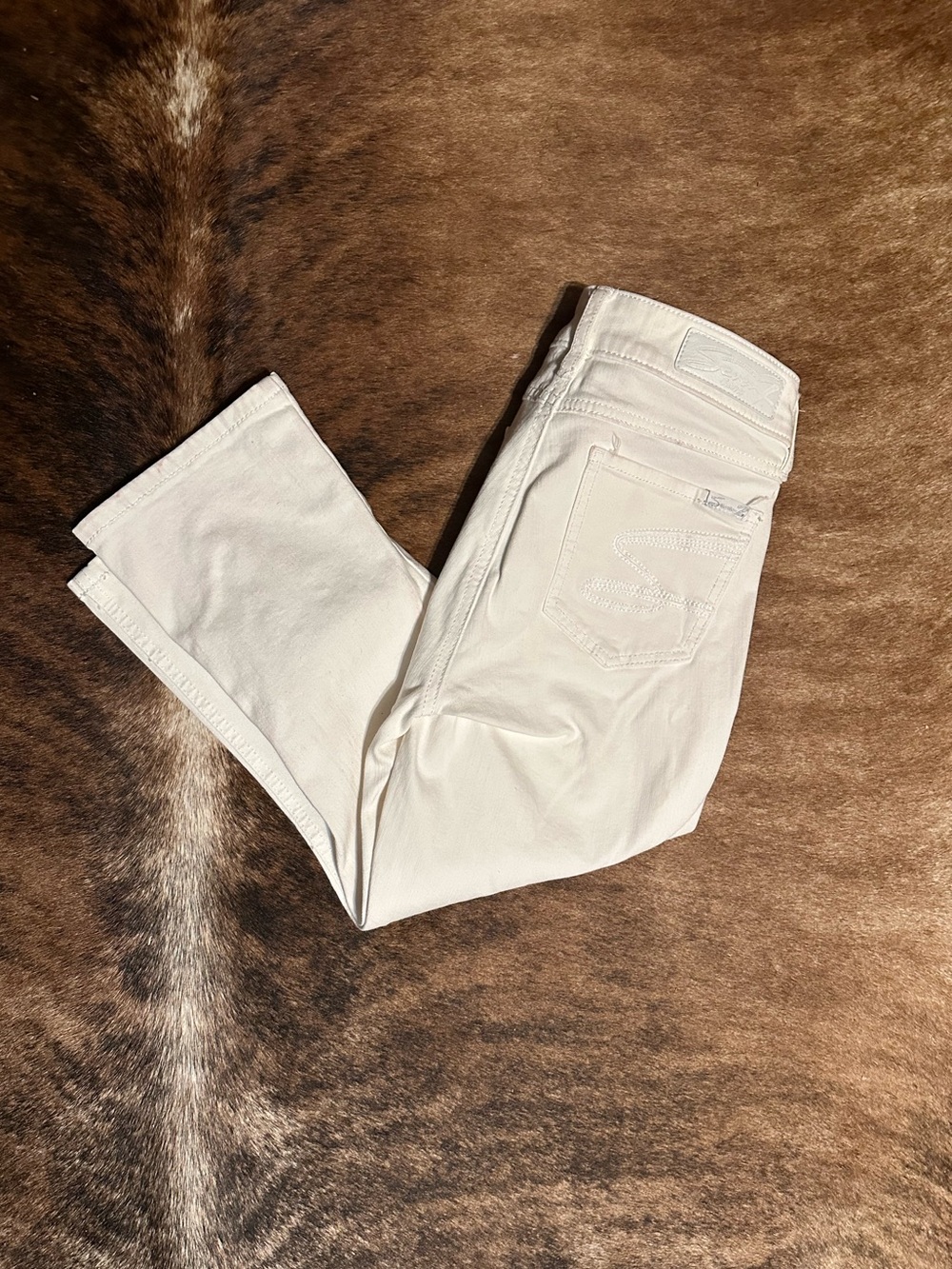 EUC Seven7 Women's White Skinny Capri Jeans